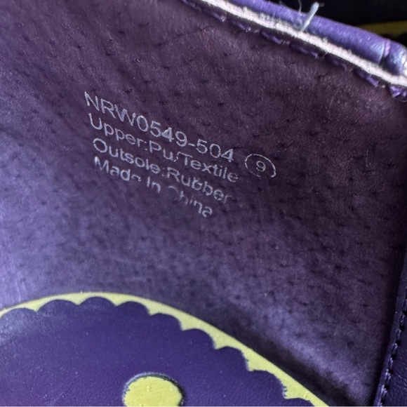 Y2K Rare Vintage Driving Miss Daisy Pumps by the brand Not Rated. Size 9 - Picture 5 of 7